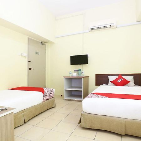 Super Oyo 89651 Harmoni Hotel Kota Bharu Bagian luar foto