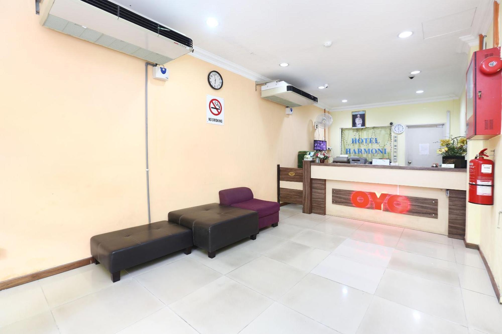 Super Oyo 89651 Harmoni Hotel Kota Bharu Bagian luar foto