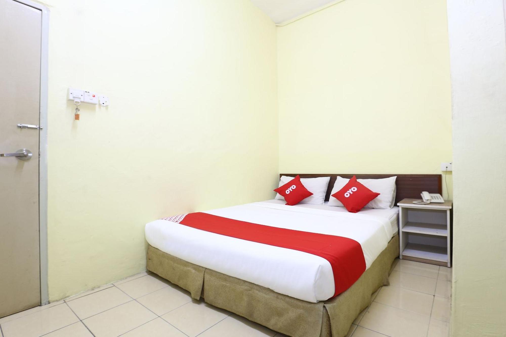 Super Oyo 89651 Harmoni Hotel Kota Bharu Bagian luar foto