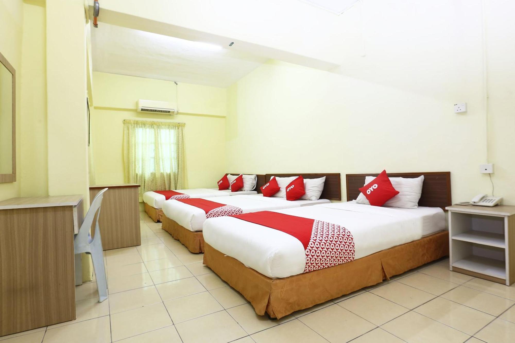 Super Oyo 89651 Harmoni Hotel Kota Bharu Bagian luar foto
