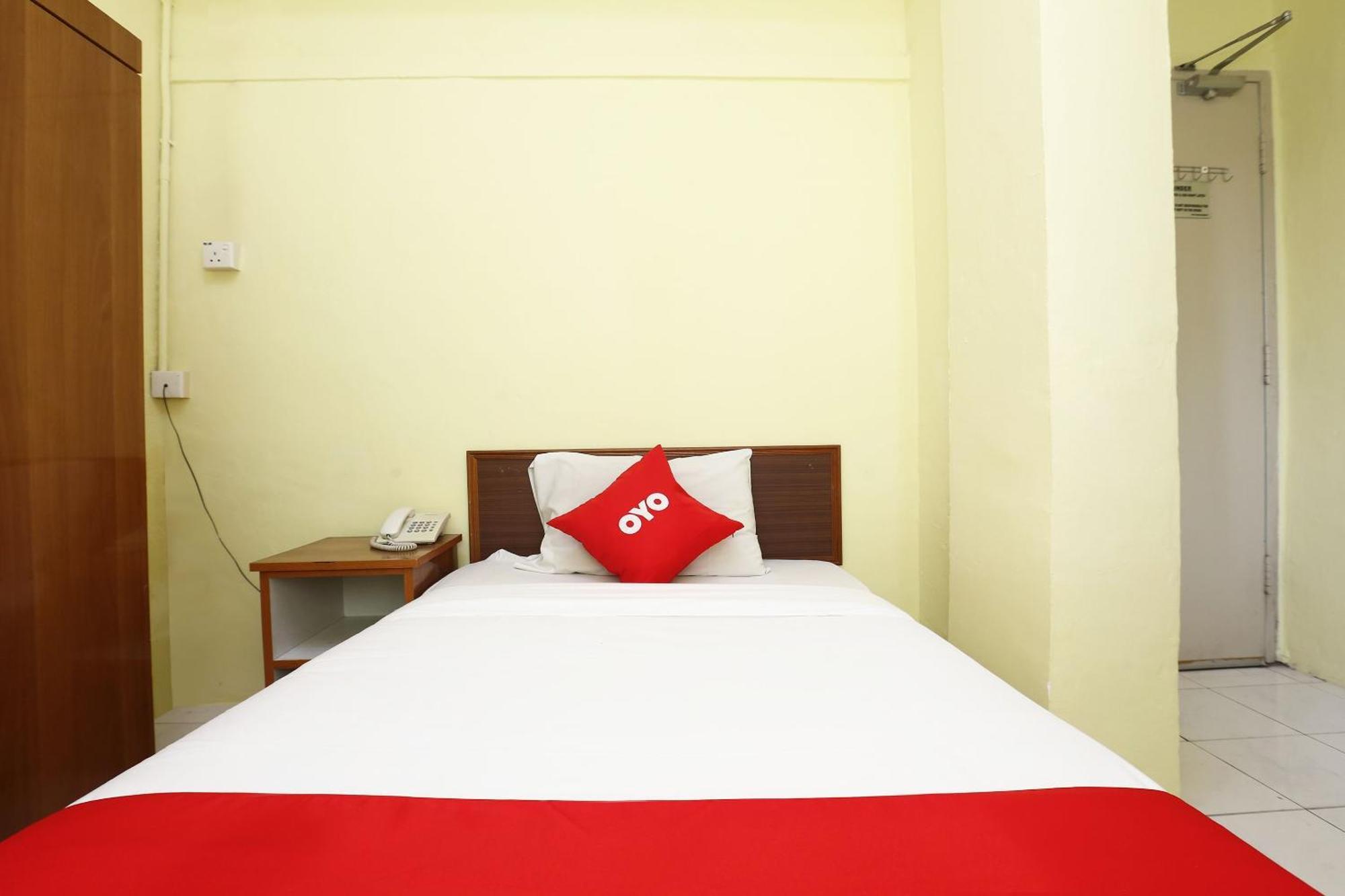 Super Oyo 89651 Harmoni Hotel Kota Bharu Bagian luar foto