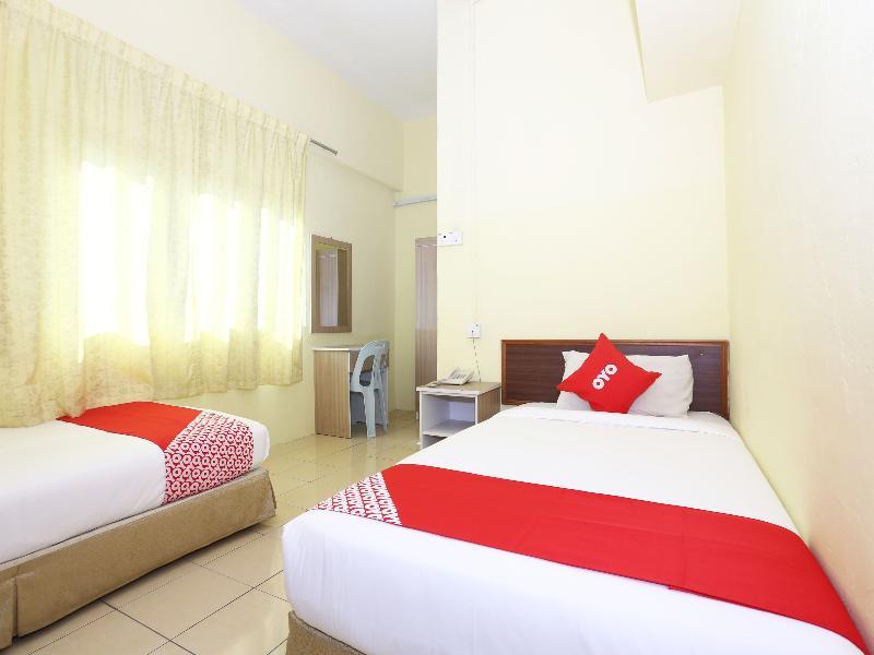 Super Oyo 89651 Harmoni Hotel Kota Bharu Bagian luar foto