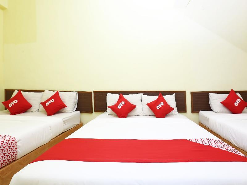 Super Oyo 89651 Harmoni Hotel Kota Bharu Bagian luar foto